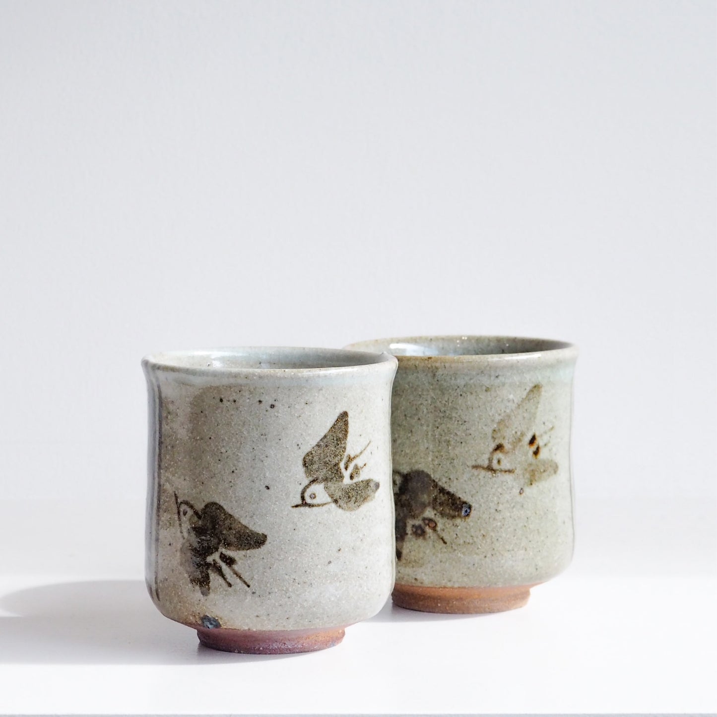 Hand painted Bird Yunomi