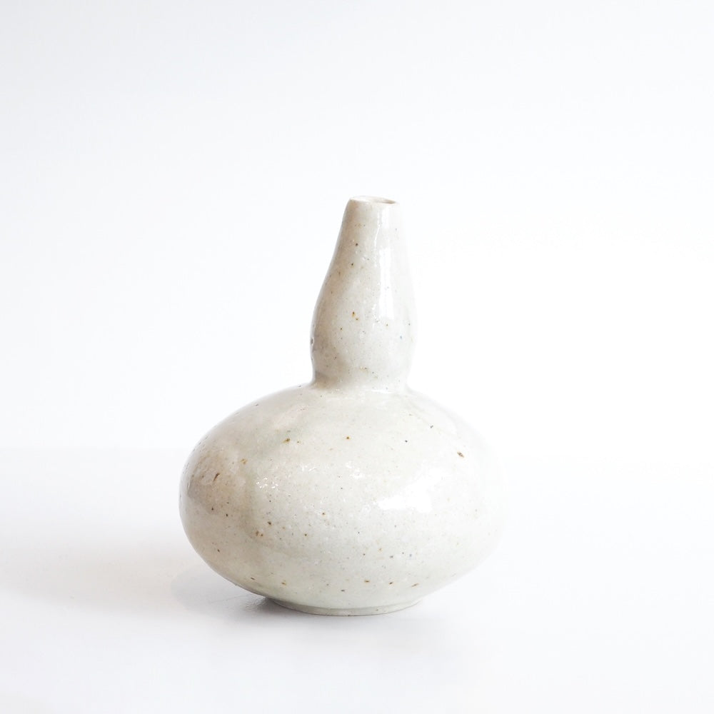 Handcrafted Mashiko Ivory Flower Vase