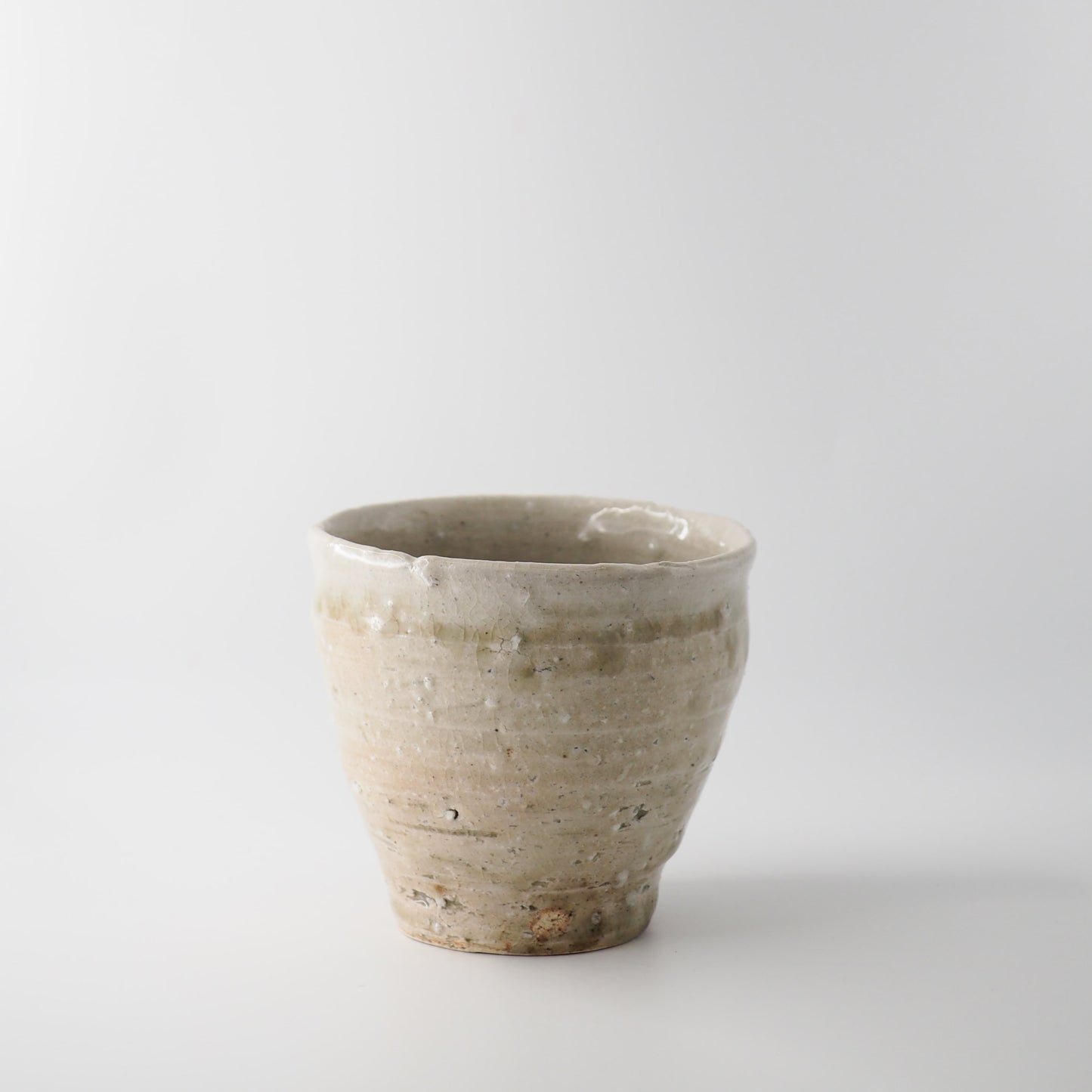 Handcrafted Kumidashi Ivory Yunomi from Mashiko