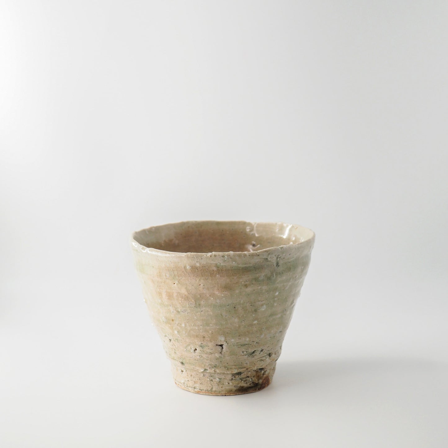 Handcrafted Kumidashi Ivory Yunomi from Mashiko