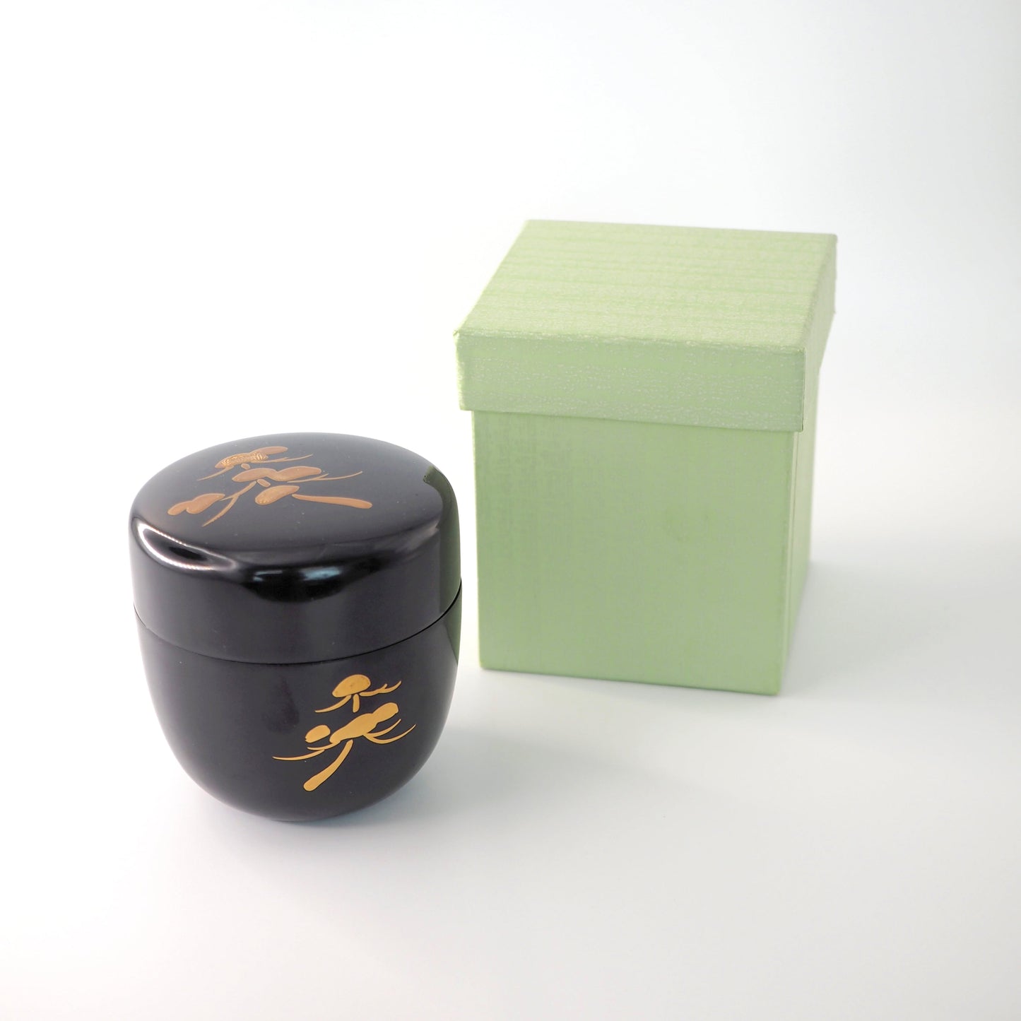 Natsume with Bamboo Maki-e