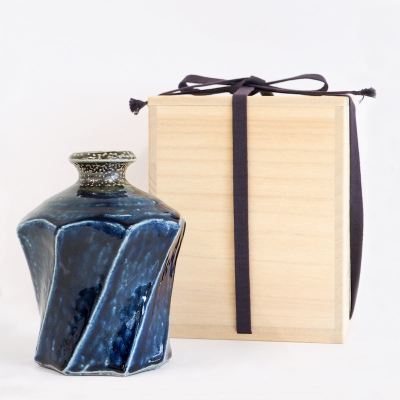 Mashiko Shioyaki Twisted Flower Vase