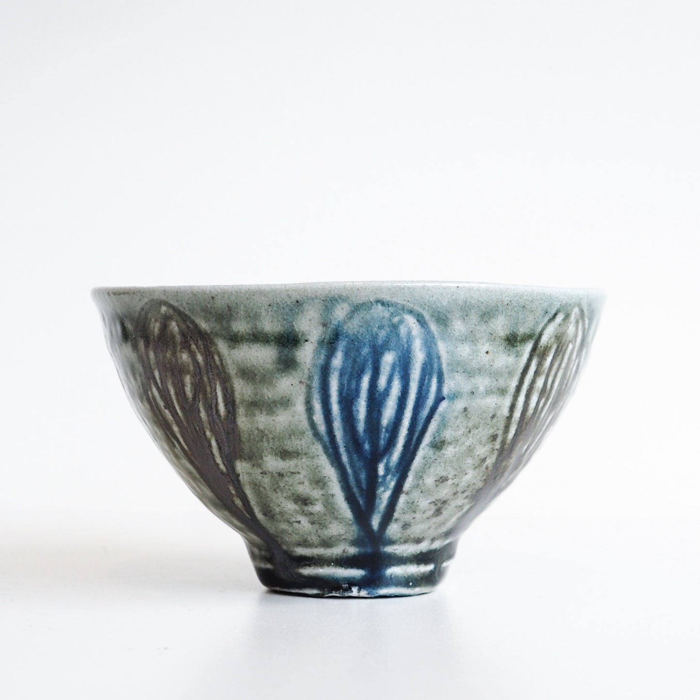 Mashiko Curved Shioyaki Tea Bowl