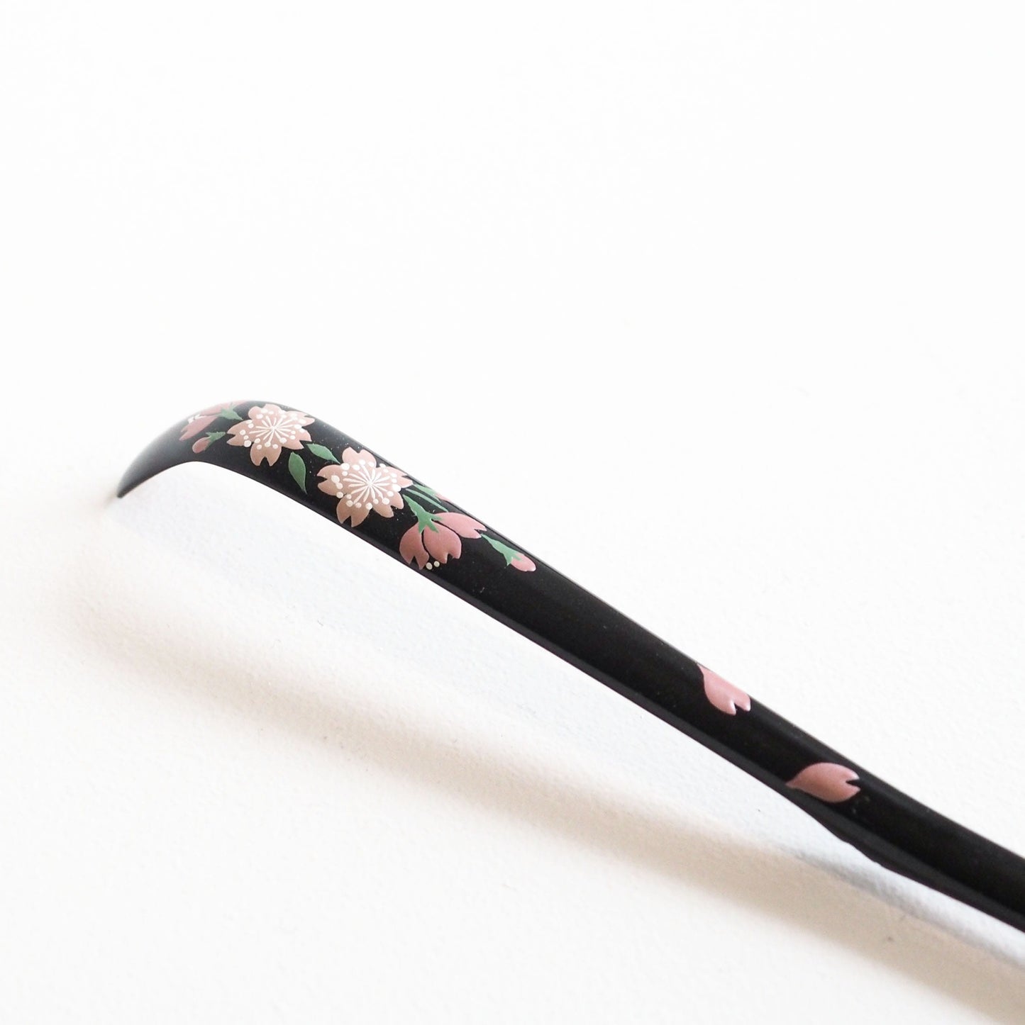 Black Cherry Blossom Chashaku (Bamboo Spoon)