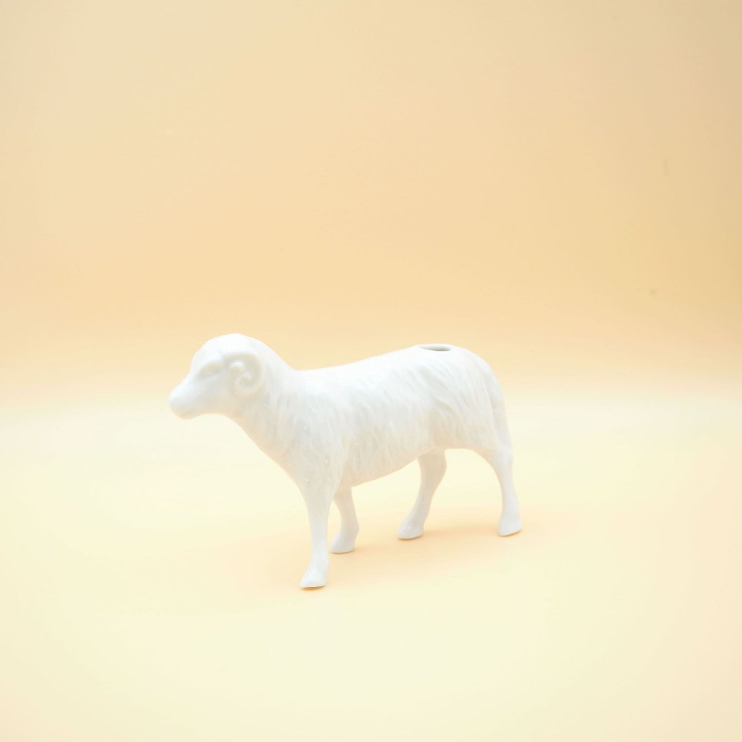 Yukiko Kitahara - Porcelain Ram Flower Vase