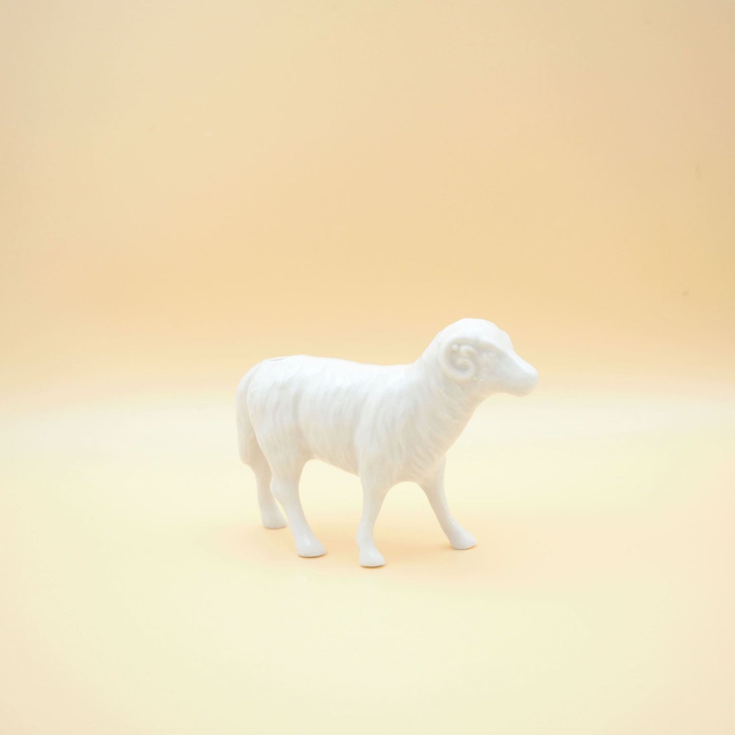 Yukiko Kitahara - Porcelain Ram Flower Vase