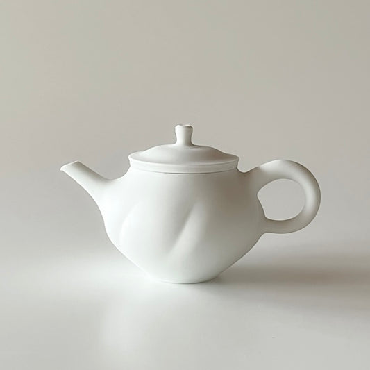 Petite White Dimple Kyusu