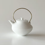 Small Brass Handle Sleek White Dobin