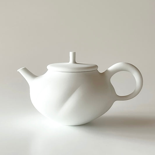 Large White Hineri Dimple Kyusu Teapot