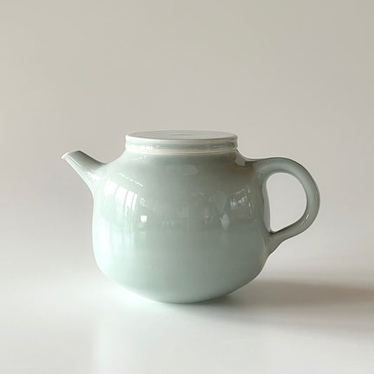 Medium Light Blue Hineri Kyusu Teapot