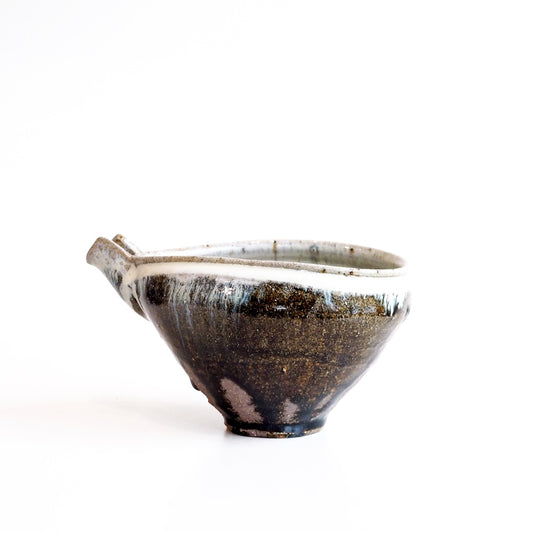 Chosen Karatsu Dark Katakuchi Pouring Pot