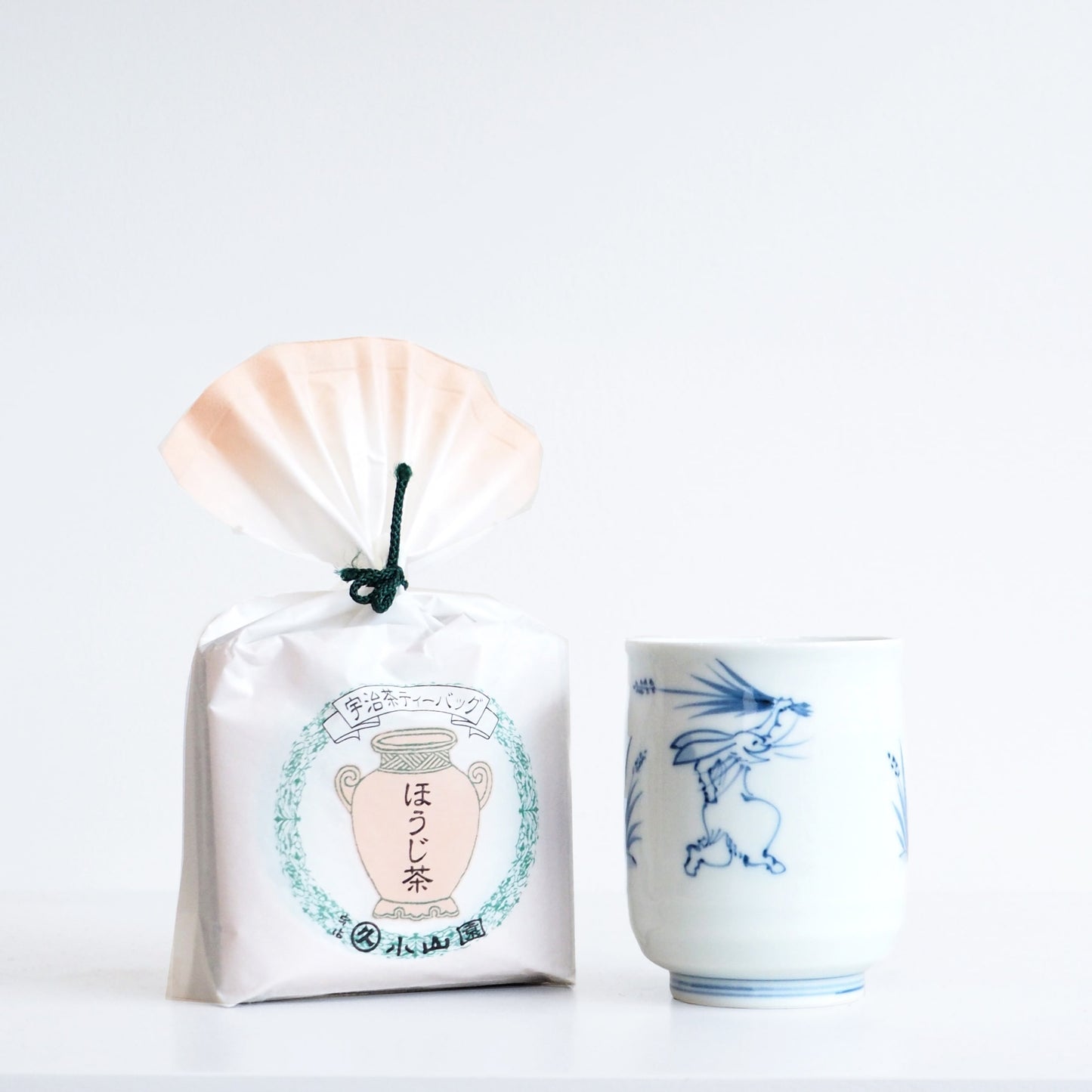Kyoto Tea bag and Hand painted Yunomi cup Gift Set