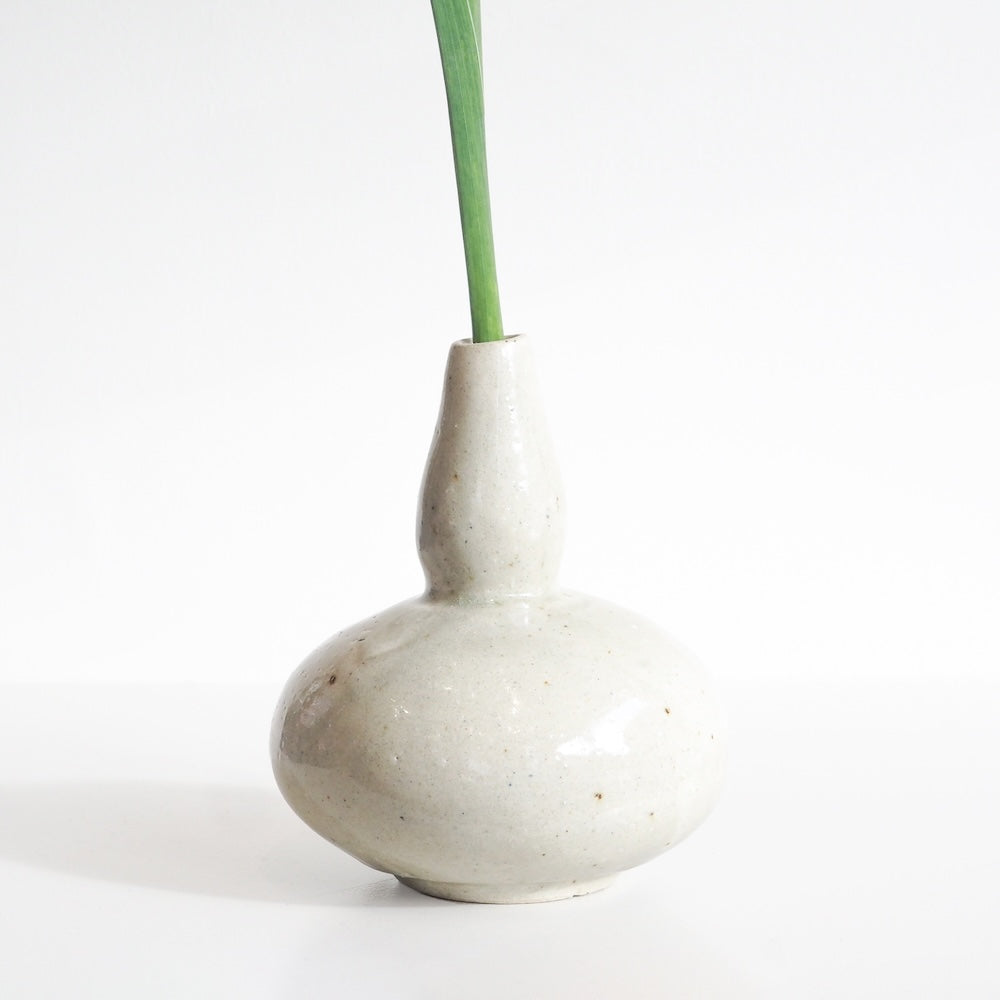 Handcrafted Mashiko Ivory Flower Vase