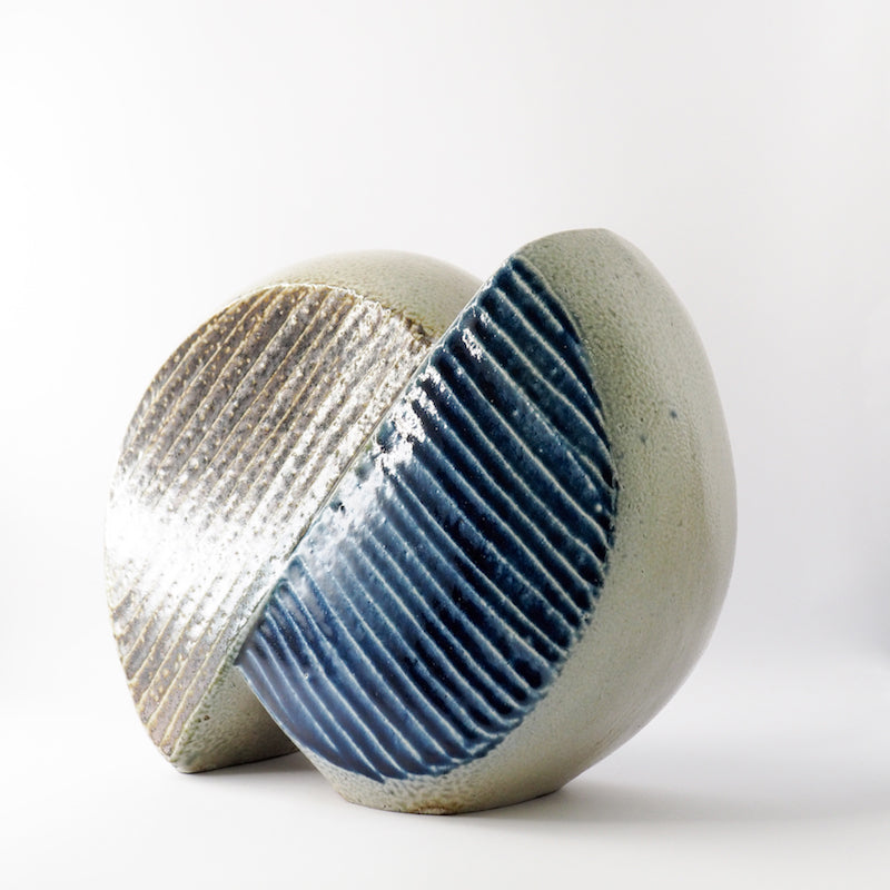 Mashiko Shioyaki Broken Circle Vase