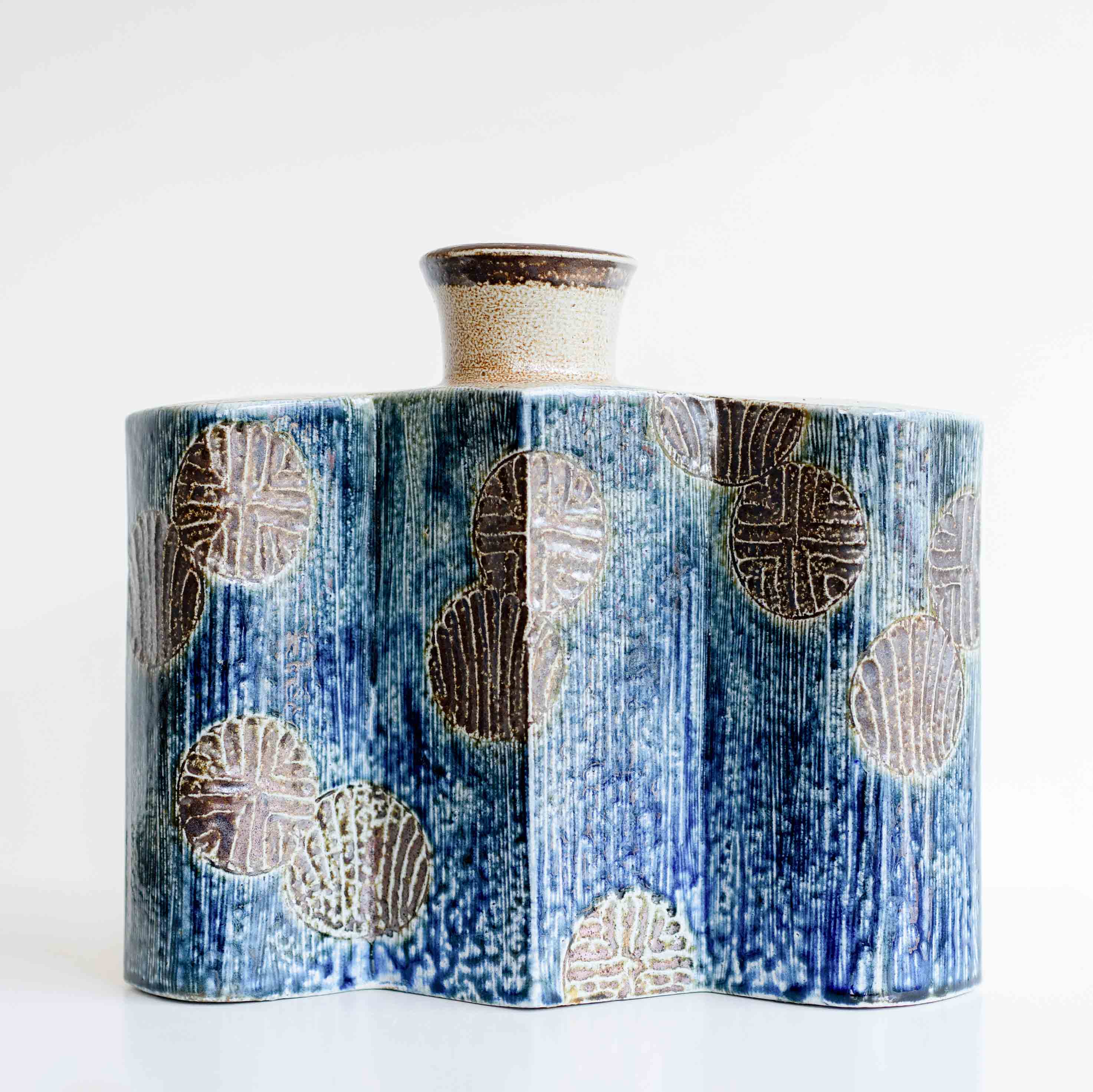 Tomoo Hamada Vase