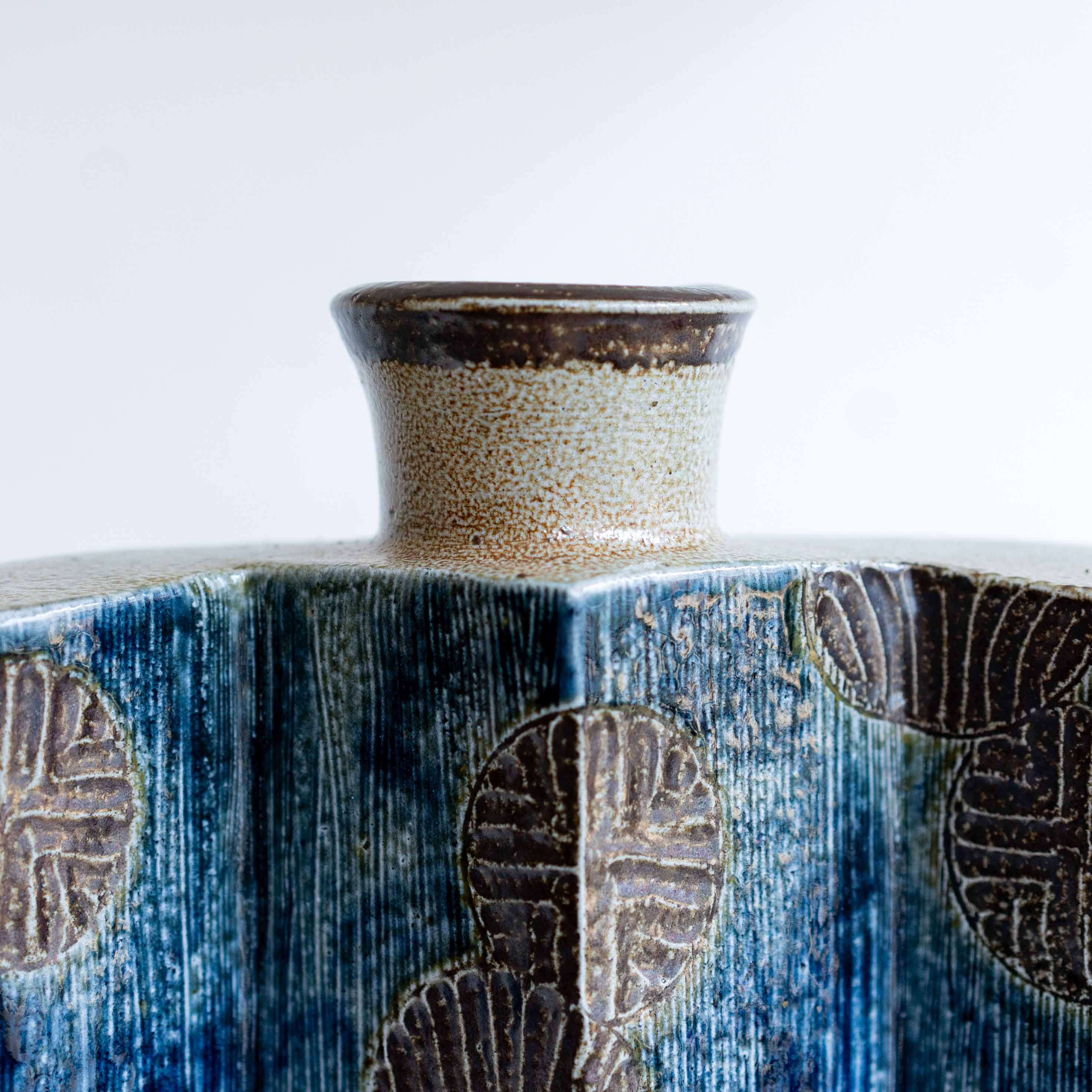 Tomoo Hamada Vase