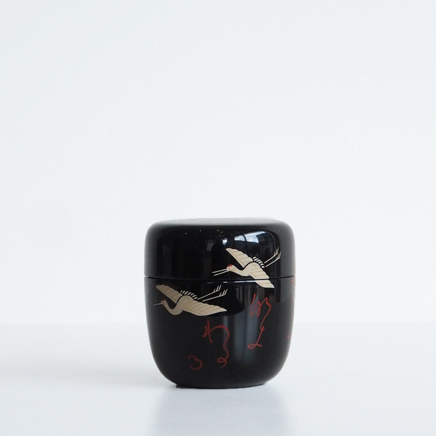 Crane Natsume with Wooden Box